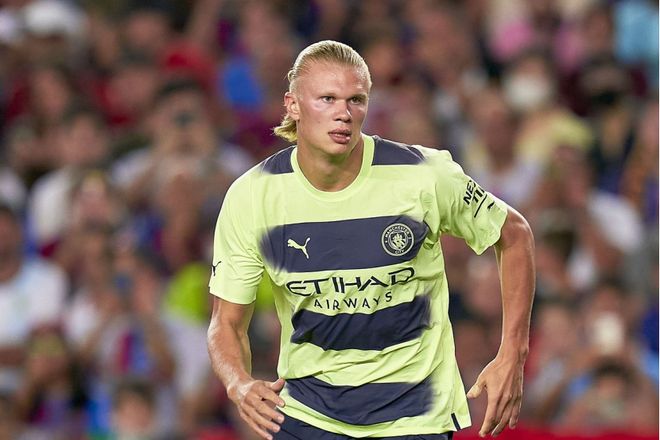 抢高飞球但 抢高飞球但